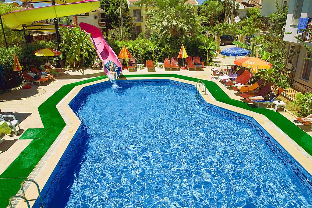 Melek Apart Hotel Fethiye Extérieur photo
